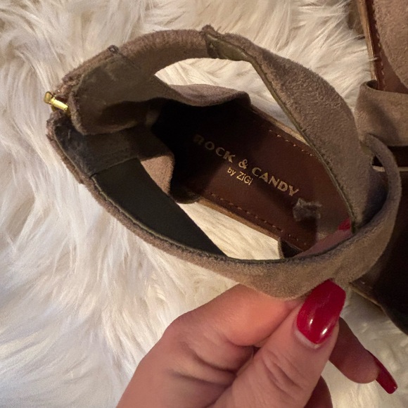 Small heel shoe - Picture 2 of 3